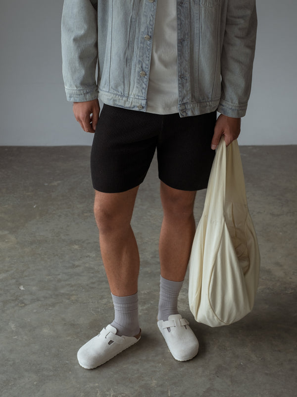 MEN KNIT SHORT - BLACK