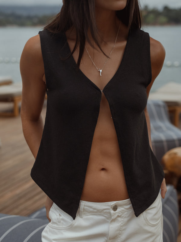 LIGHT TEXTURE VEST - BLACK
