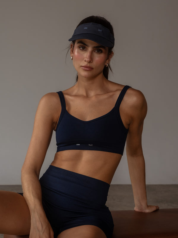 SOFT SEAMLESS CROP TOP  - CORE BLUE