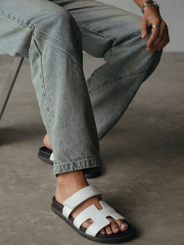 WAVE STRAIGHT JEAN - PALE DIRTY BLUE