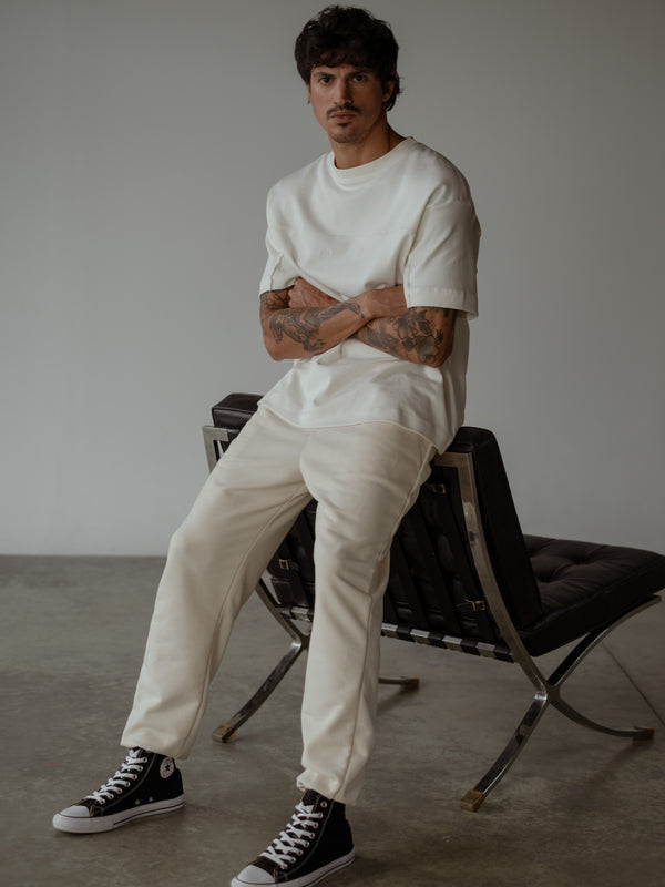 MEN MINIMAL JOGGER - CREAMY