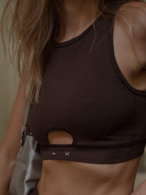 MIX SEAMLESS CROP TOP  - ESPRESSO