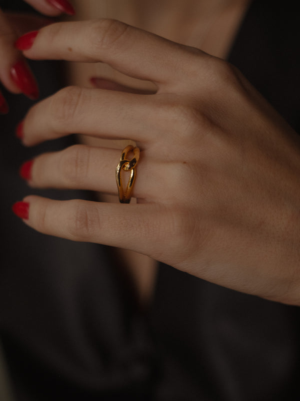 CROSS RING - GOLD