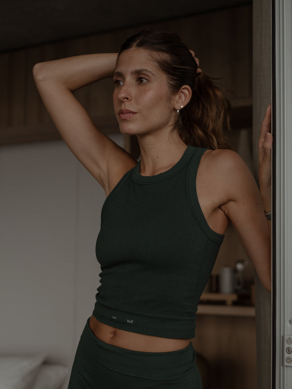 STRETCH SEAMLESS TANK  - MYSTIC GREEN