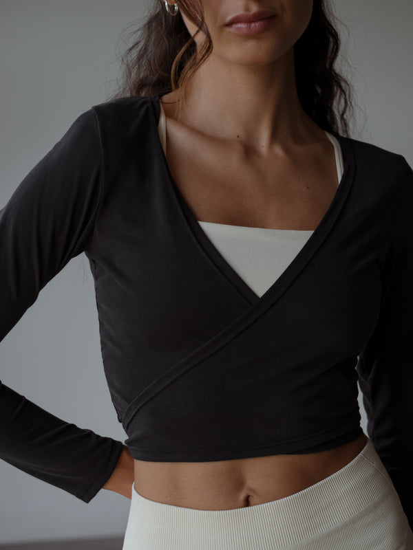 LONG SLEEVE WRAP TOP - BLACK