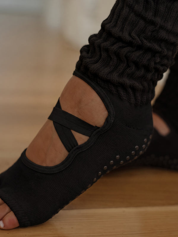 BALANCE GRIP SOCKS - BLACK
