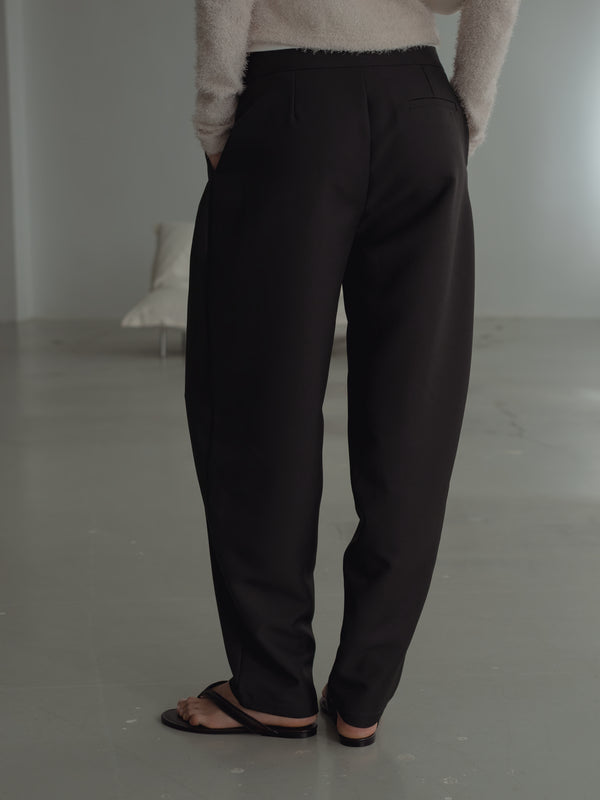 BARREL TAIL PANT - BLACK