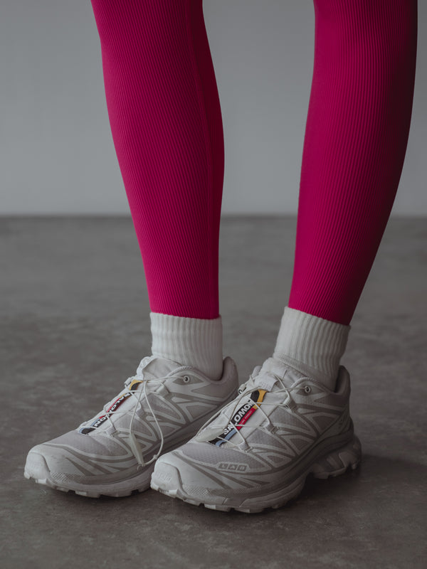 BASIC MIDI SOCKS - SOFT WHITE