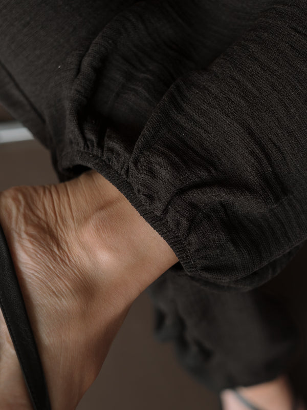 BREEZY SLOUCHY PANTS - BLACK