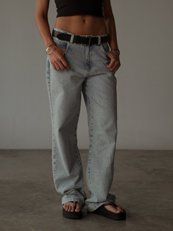 CAMPUS STRAIGHT JEAN - NEW SOFT BLUE