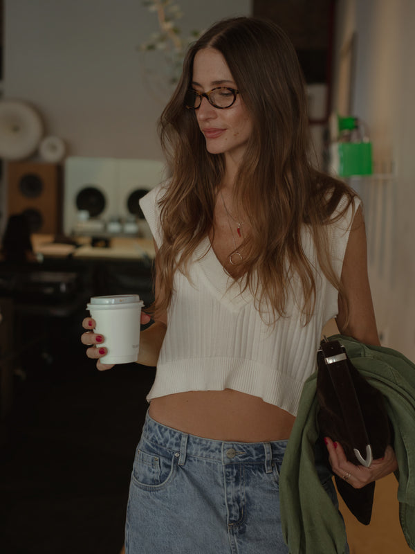 CROP KNIT VEST - SOFT WHITE