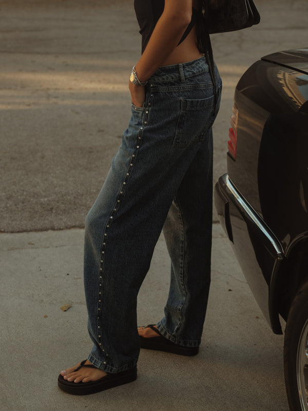 DOUBLE WASH STRAIGHT JEAN - STUDS ON BLUE