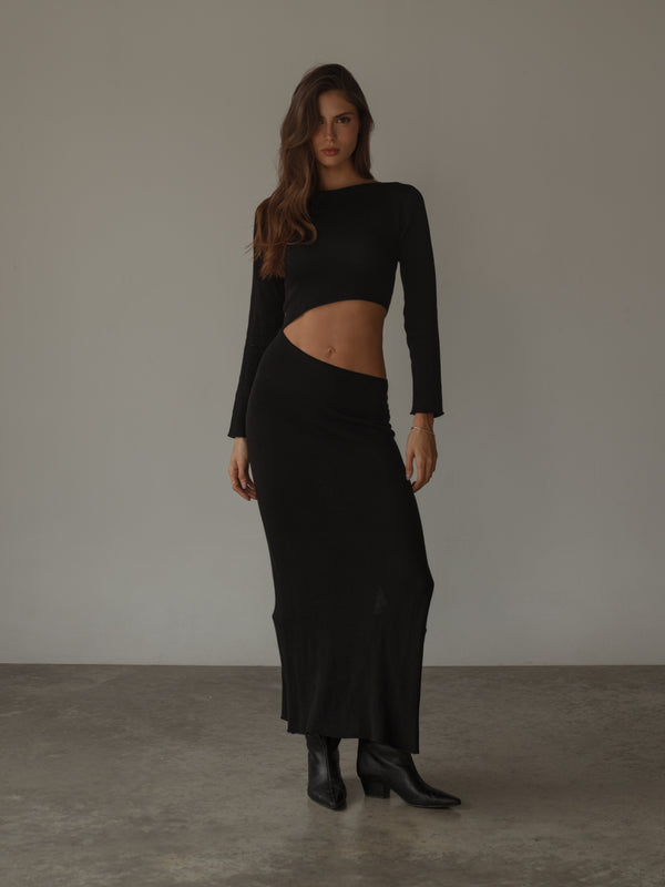 EDGE KNIT DRESS - BLACK
