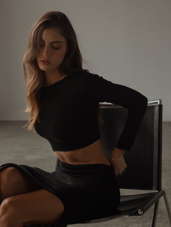 EDGE KNIT DRESS - BLACK
