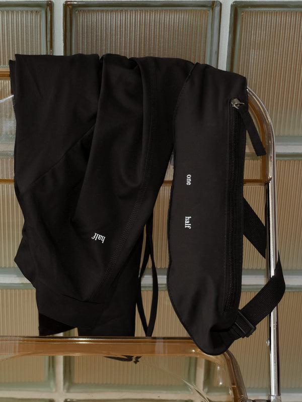 ESSENTIAL BELT BAG - BLACK