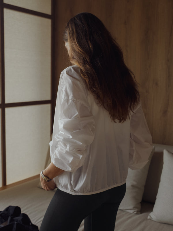 FUNNEL INVISIBLE NECK JACKET - WHITE