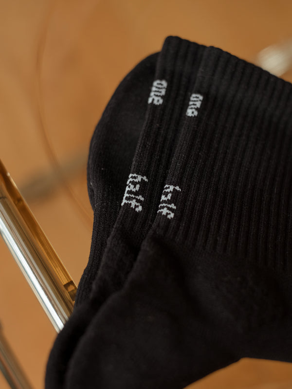 HIKE PRO SOCKS - BLACK
