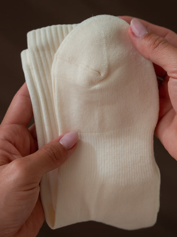 HIKE PRO SOCKS - SOFT WHITE