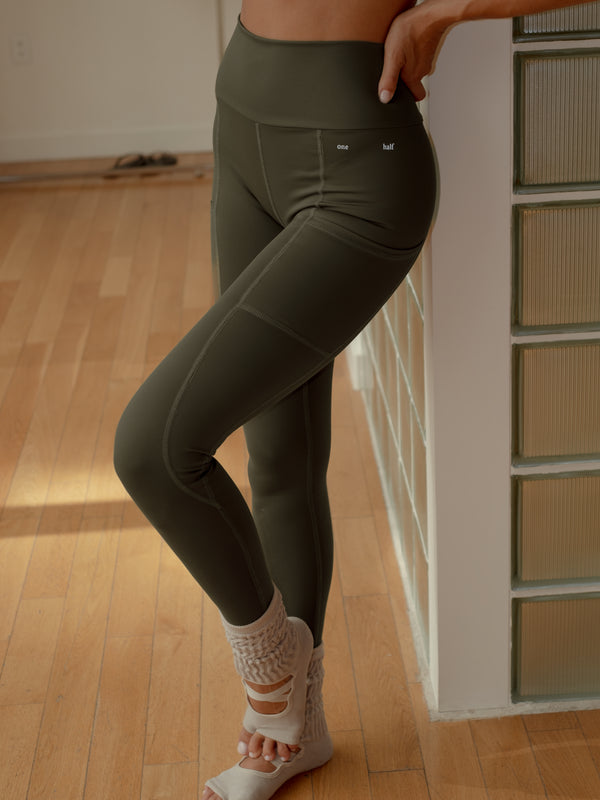 HIKING LEGGINGS - PESTO
