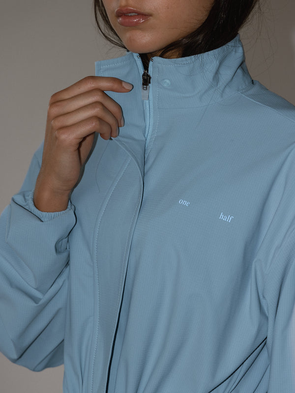 LIGHT WINDBREAKER - BABY BLUE