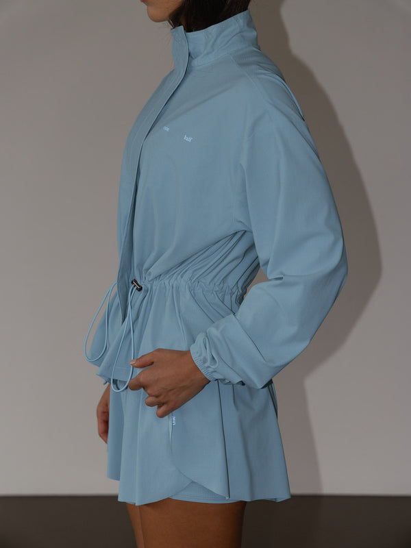 LIGHT WINDBREAKER - BABY BLUE