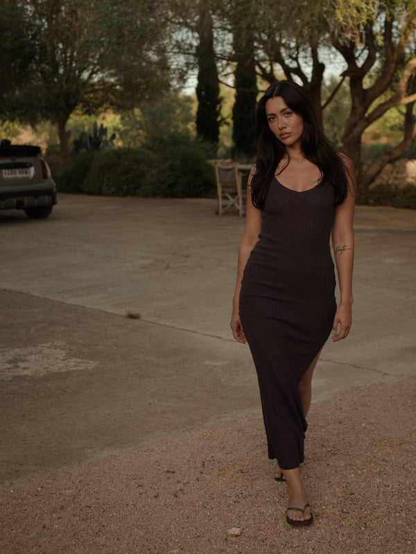 LINES LONG KNIT DRESS - BROWN