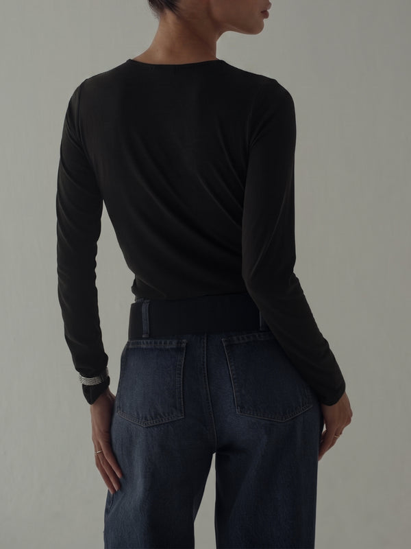 LONG SLEEVE FLOWY BODY - BLACK