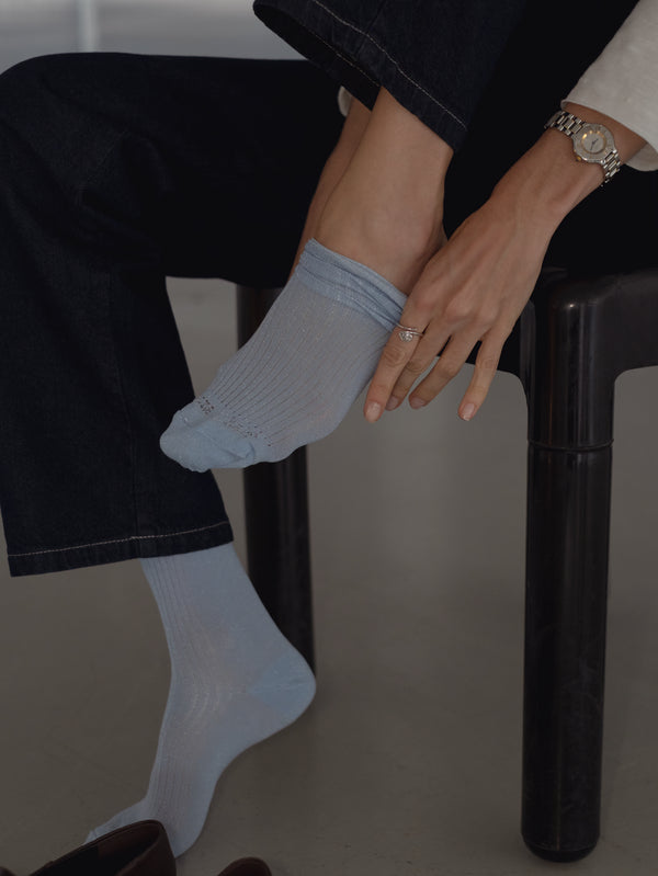 MESH SHINY SOCKS - BABY BLUE