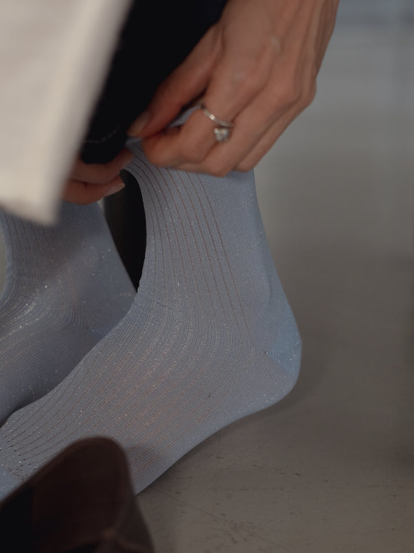 MESH SHINY SOCKS - BABY BLUE