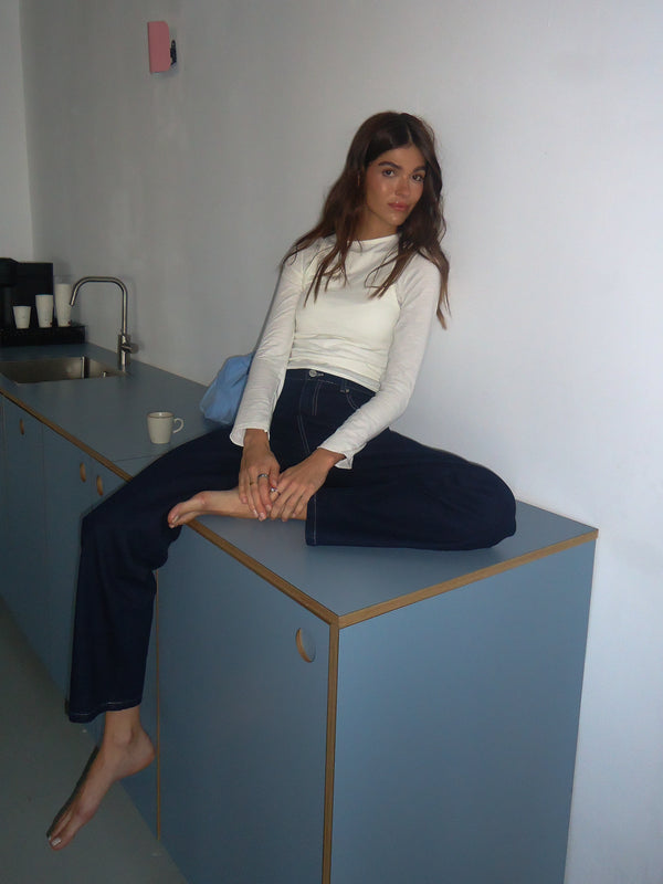 MID-WIDE LEG JEAN -BLACKENED INDIGO