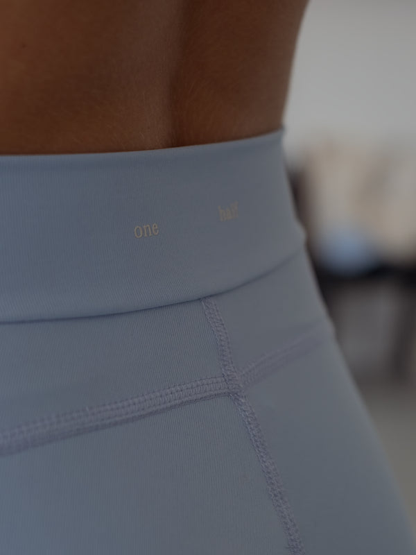MOTION LEGGINGS - BABY BLUE