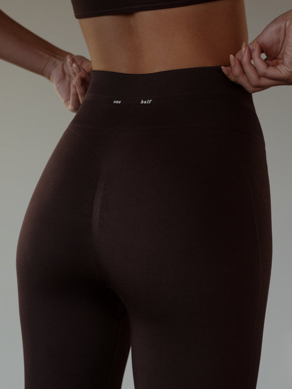 NICOLE BOOTY UP LEGGINGS - BROWN
