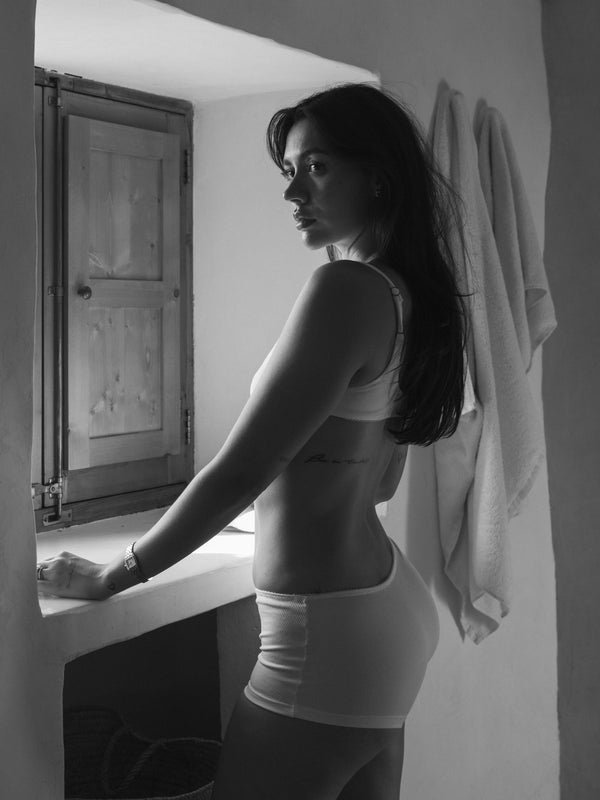 NICOLE SLEEPY TOP - WHITE AURA