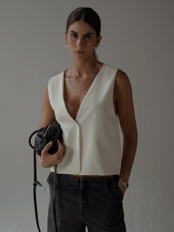 ONE BUTTON LONG VEST - SOFT WHITE