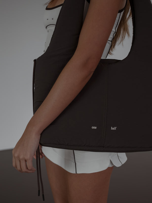 PEBBLE BAG - BROWN