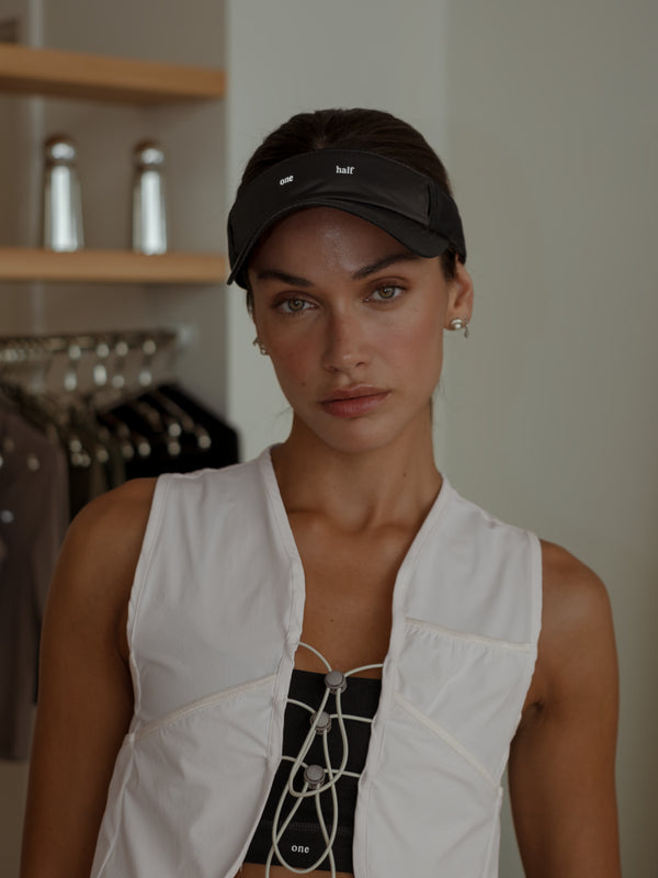 POCKET VISOR CAP - BLACK