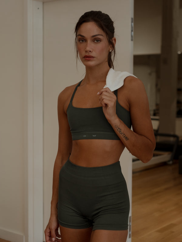PULSE STRAP SEAMLESS TOP - PESTO