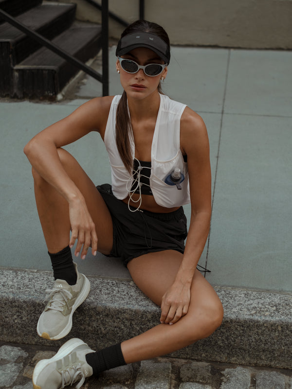PULSE STRAP SEAMLESS TOP - SHADOW