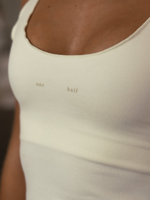 RUCHED SEAMLESS TANK - SOFT WHITE