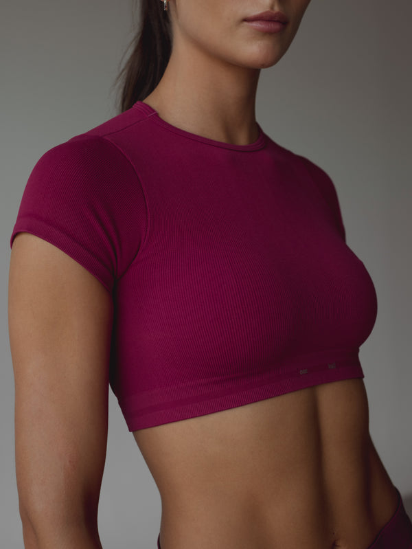 CLOUD SEAMLESS CROP TOP - RASPBERRY