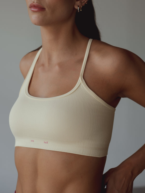 FLOW SEAMLESS TOP - CREAMY