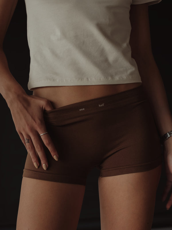 SEAMLESS MINI BOXER - SEPIA