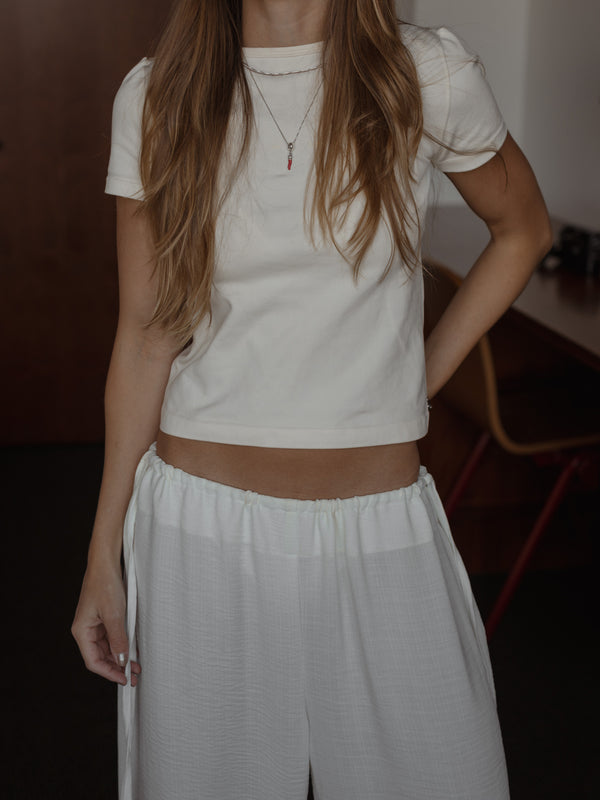 SEAMLESS SIMPLY TEE - SOFT WHITE