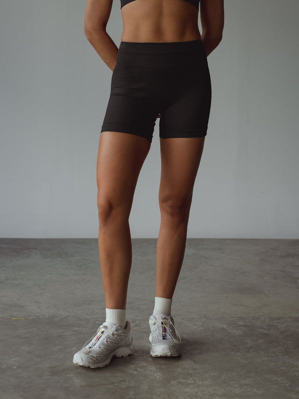 BLAZE SEAMLESS MINI SHORT - SHADOW