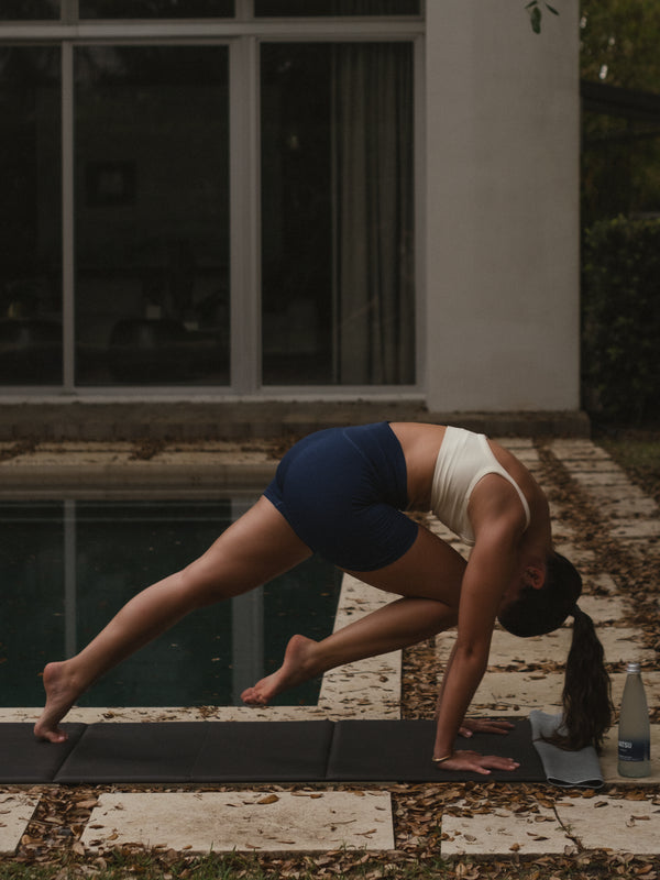 SHAPER SEAMLESS SHORT - MIDNIGHT