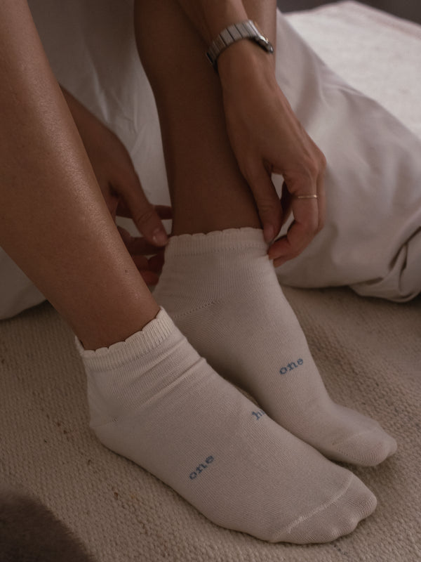 SOFT CODE ANKLE SOCKS  - SOFT WHITE