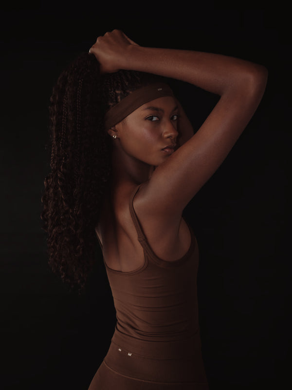 SOFT SEAMLESS TANK TOP  - SEPIA