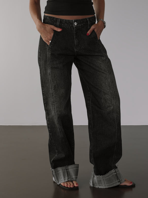 SQUARED CUFF JEAN - BLACK PEPPER