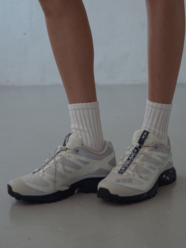 STEADY SOCKS - SOFT WHITE