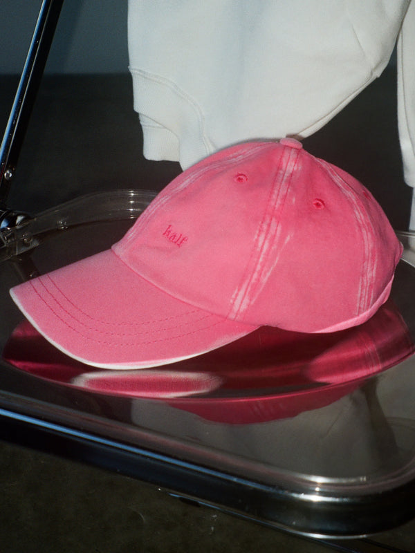 ONE HALF VINTAGE CAP - FUCSIA